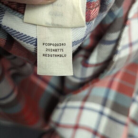 Filson Shirt Men's M Red Plaid Light Weight Alaskan Guide Shirt Short Sleeve NWT - Picture 10 of 11